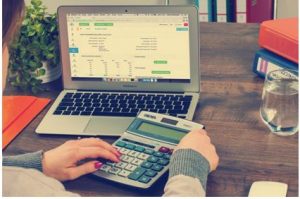 Pursuing a Career in Accounting? 4 Things to Keep in Mind